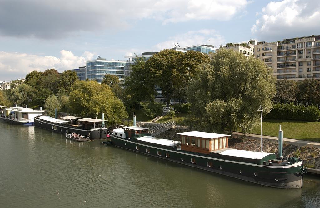 Ibis Levallois Perret Exterior photo